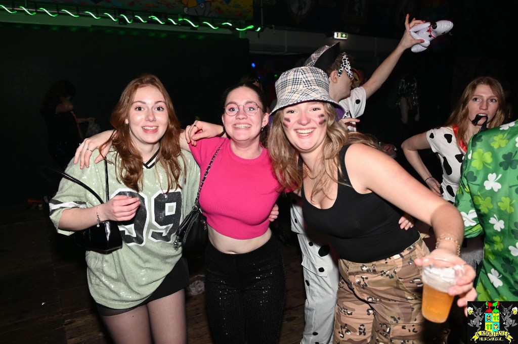 ../Images/Opwarmbal 2026 293.jpg